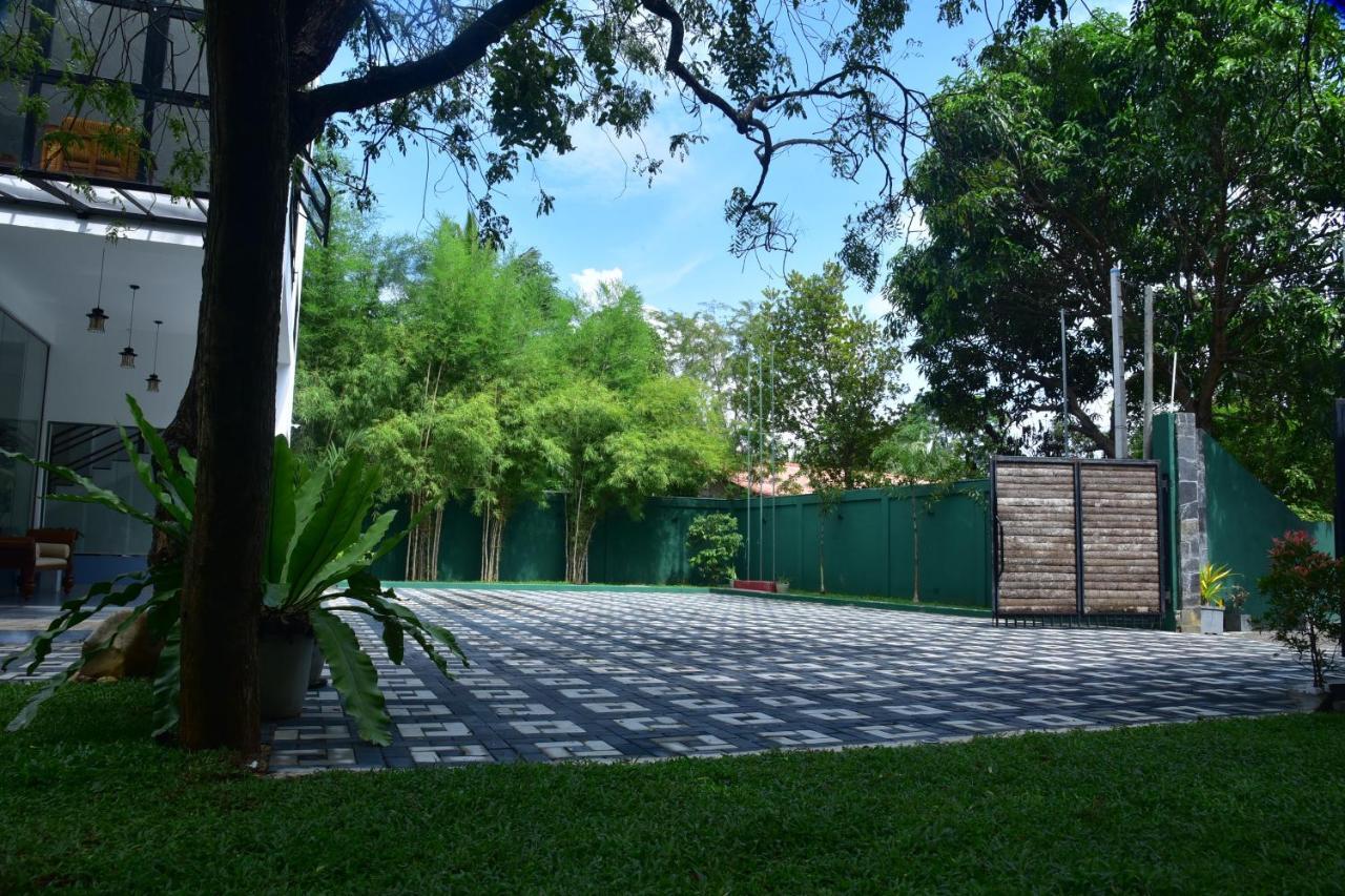 Eden Grand Hotel Dambulla Eksteriør billede