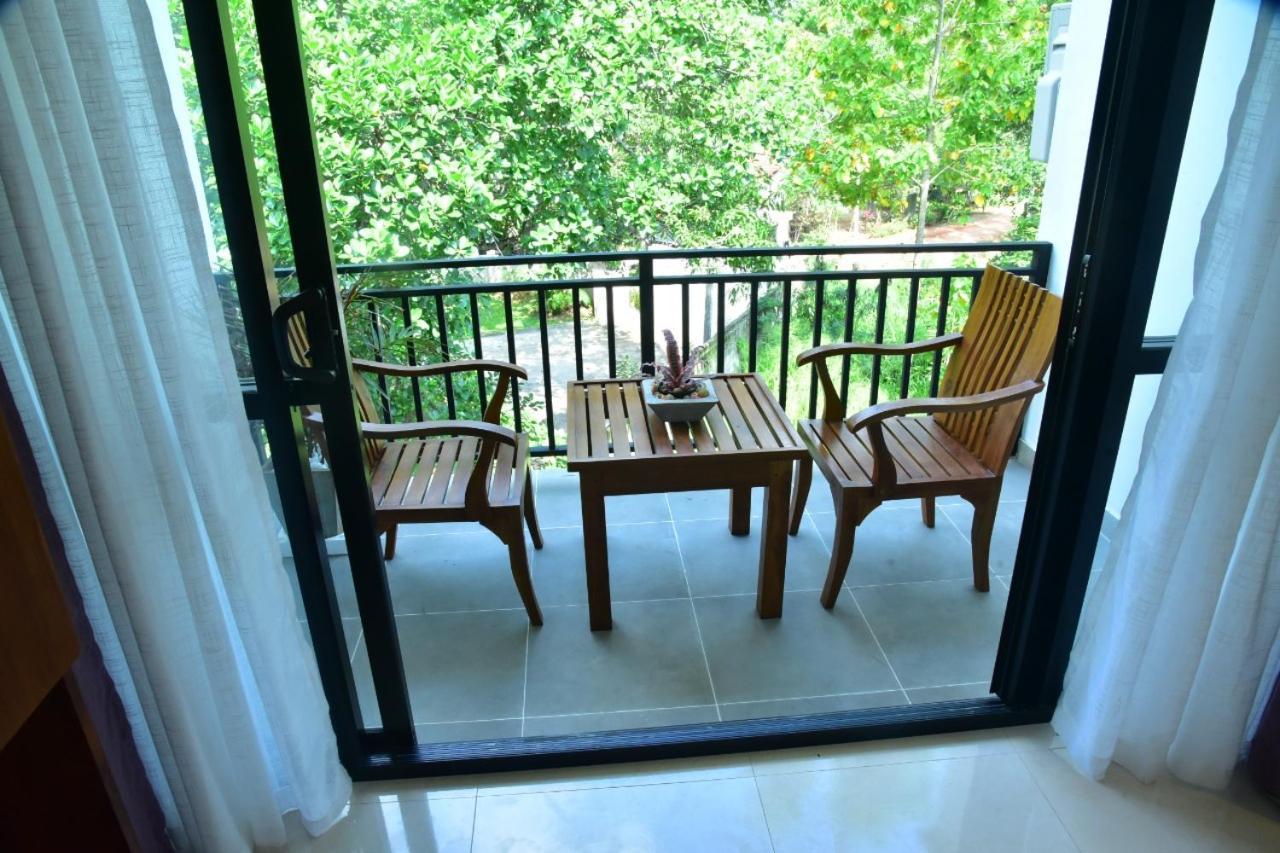 Eden Grand Hotel Dambulla Eksteriør billede